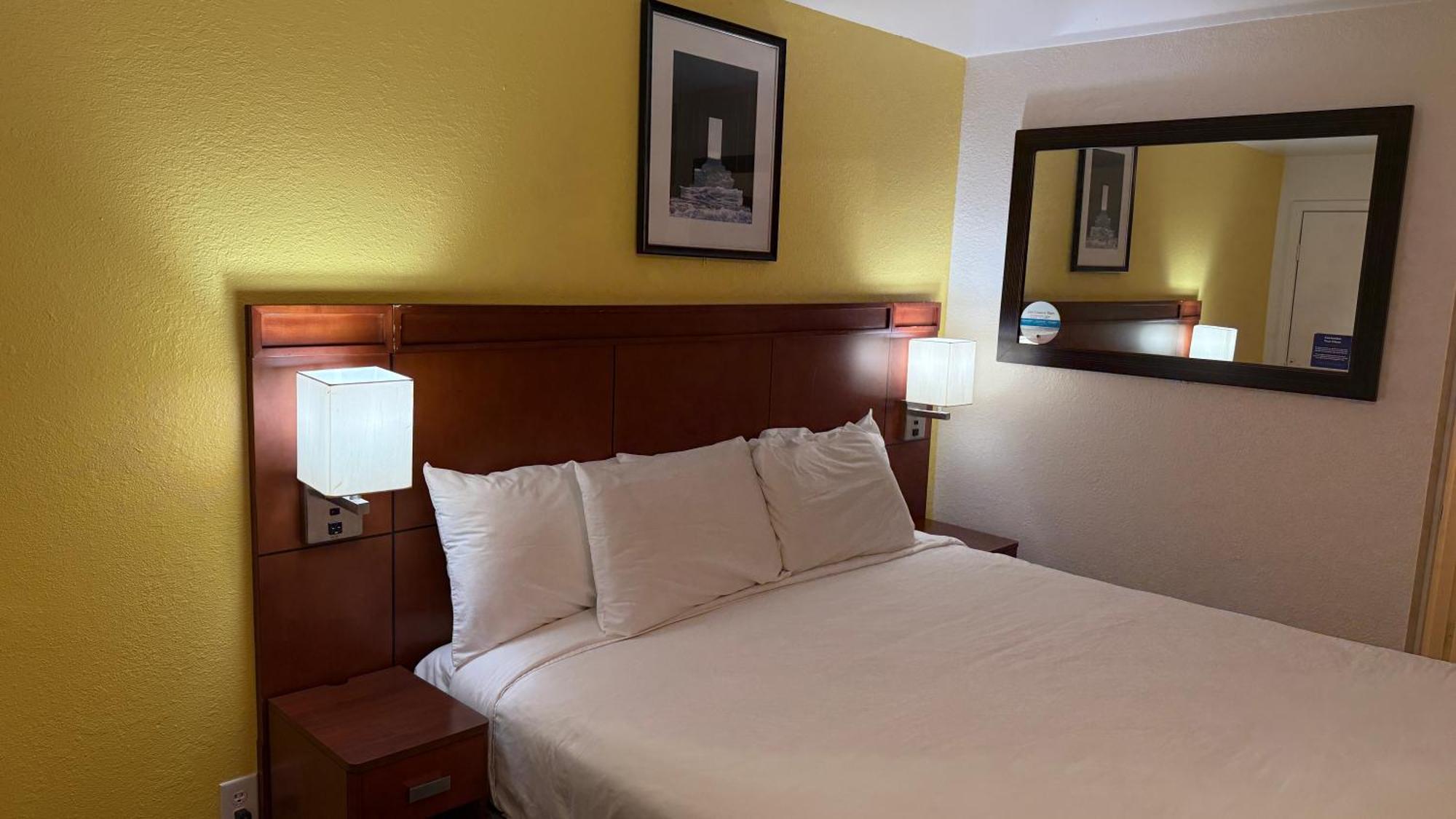 Lakeshore Inn Water Front موسيس ليك المظهر الخارجي الصورة