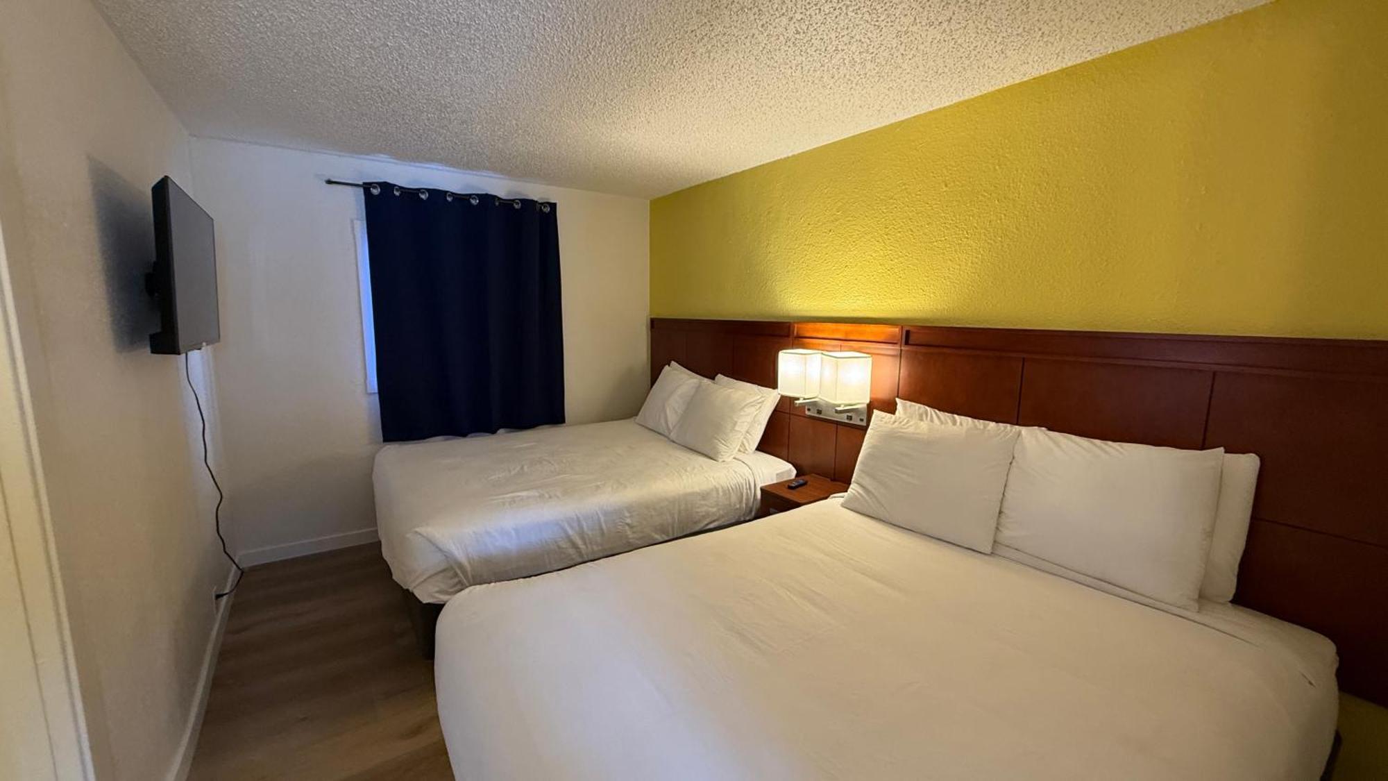 Lakeshore Inn Water Front موسيس ليك المظهر الخارجي الصورة