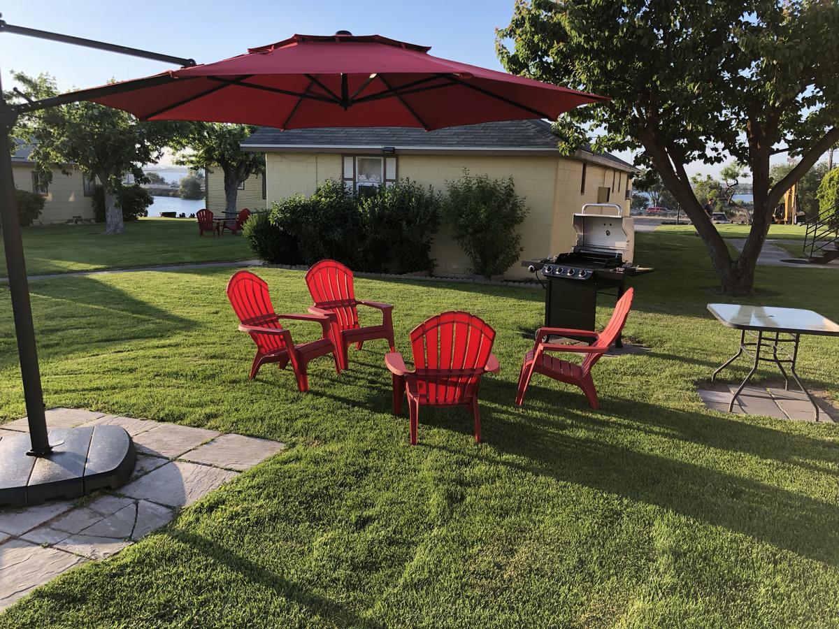 Lakeshore Inn Water Front موسيس ليك المظهر الخارجي الصورة
